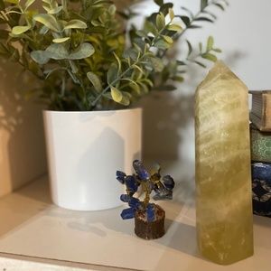 Lemon Quartz Tower
